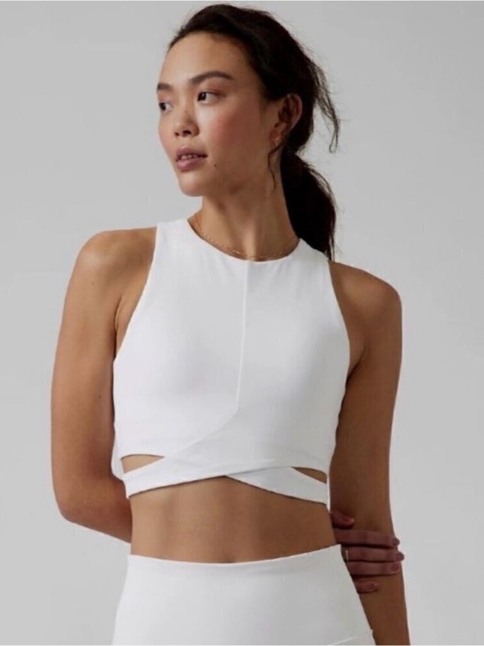 Athleta Conscious Cut Out Crop D-DD XL